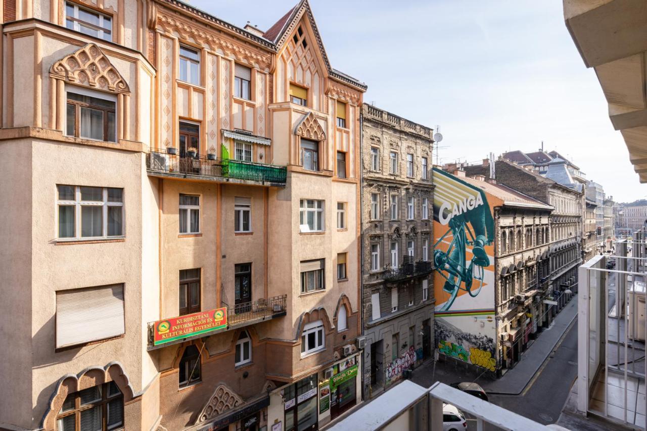 Blue Sky Apartment Budapeste Exterior foto